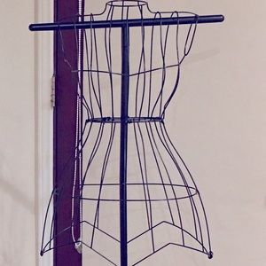 Wire Female Clothing Display Form